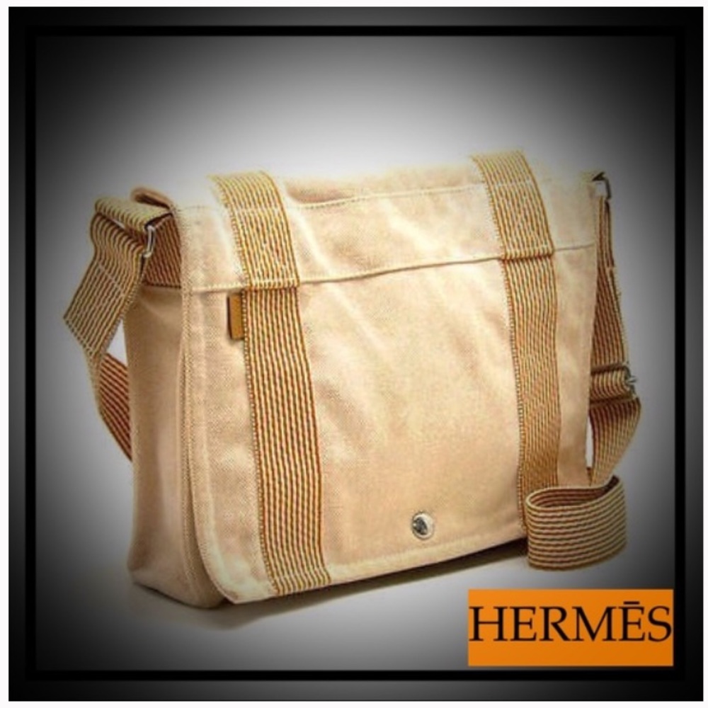 ‼️sold $250‼️HERMES fool toe Vassus PM Bag - Picture 2 of 8